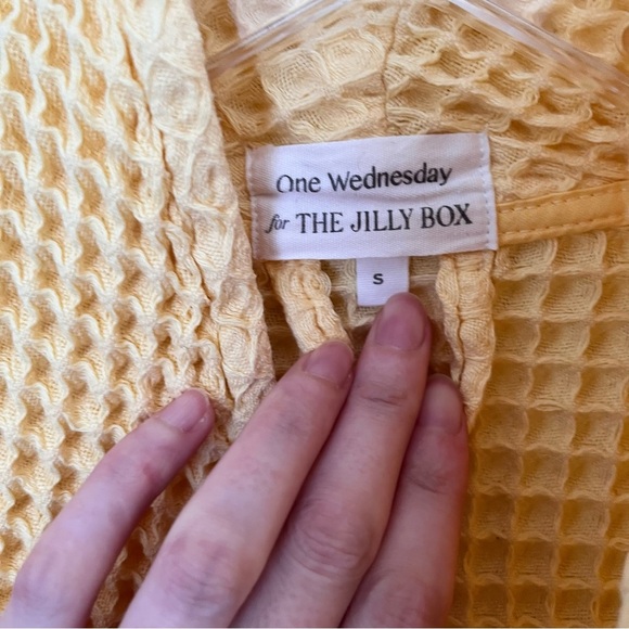 One Wednesday for Jilly Box Yellow Waffle Knit Robe - Picture 8 of 10